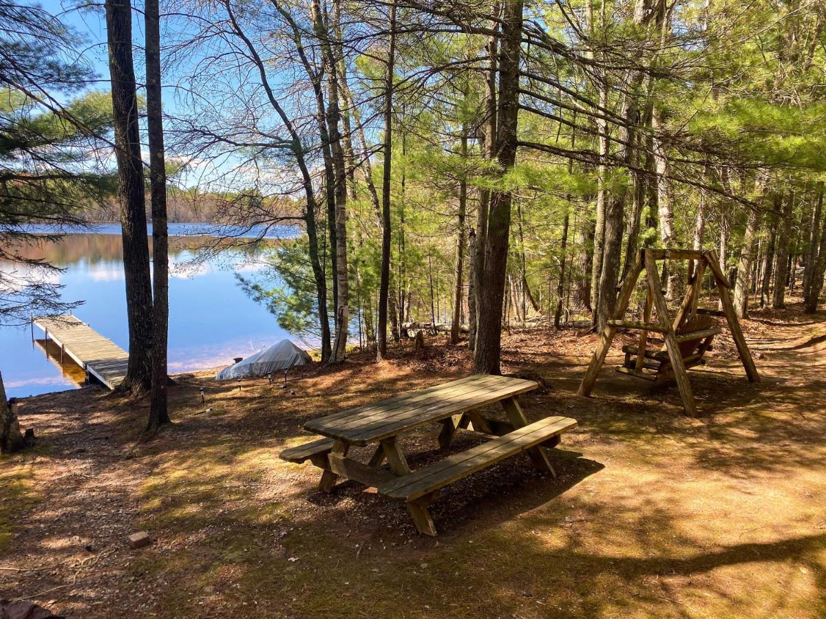 Serene Woodruff Cottage Lakefront Access! Экстерьер фото