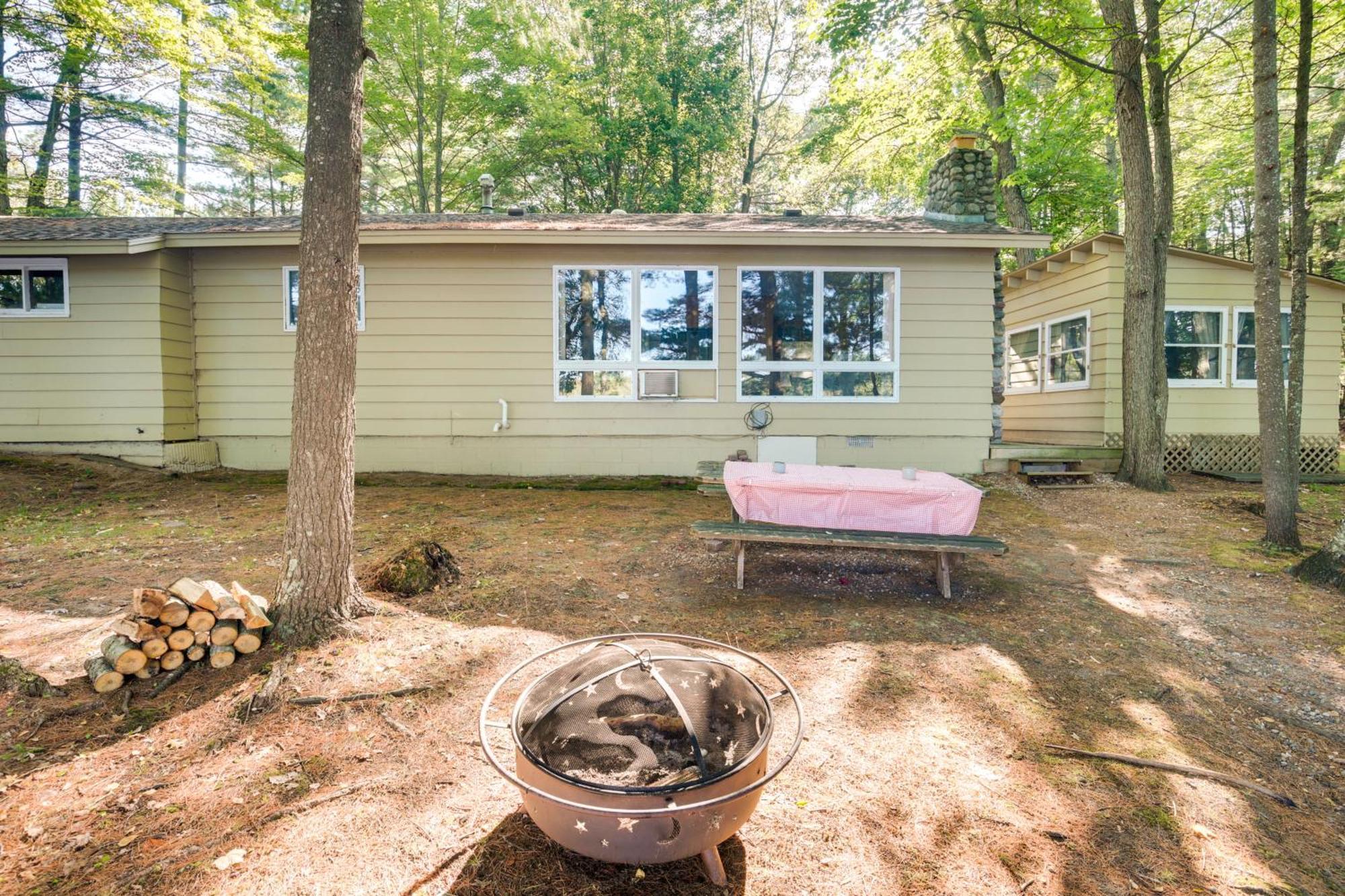 Serene Woodruff Cottage Lakefront Access! Экстерьер фото